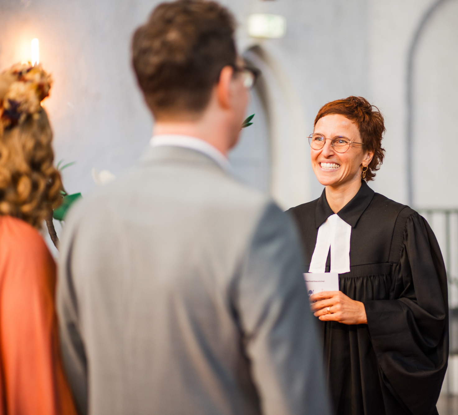 Pfarrerin Susann Kachel bei einer Segenshochzeit